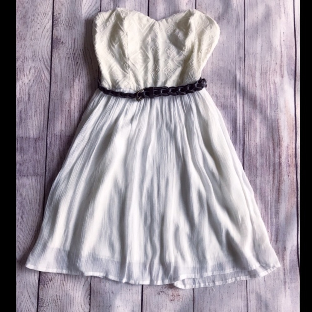 Cream & White Strapless Dress